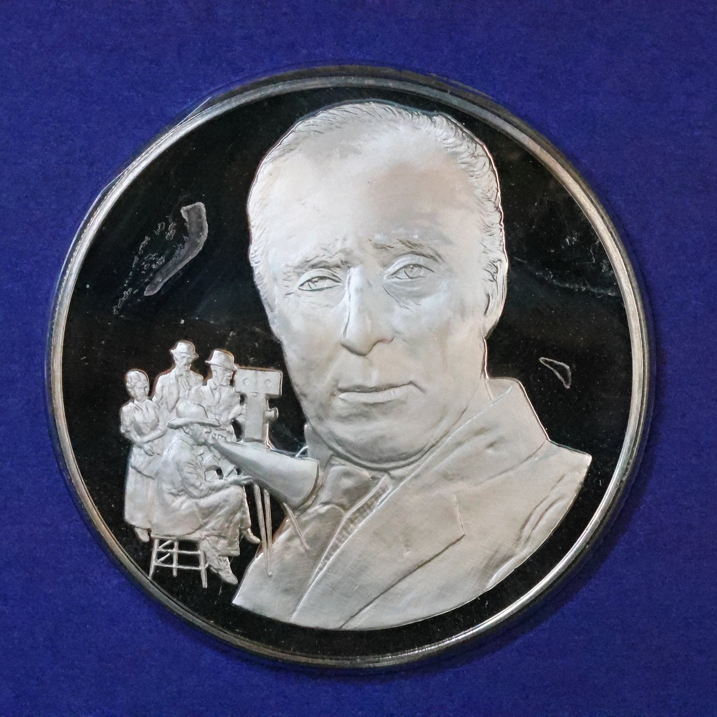 1975 Postmasters of America STERLING SILVER Art Round - No. 11 Motion Picture Pioneer D.W. Griffith