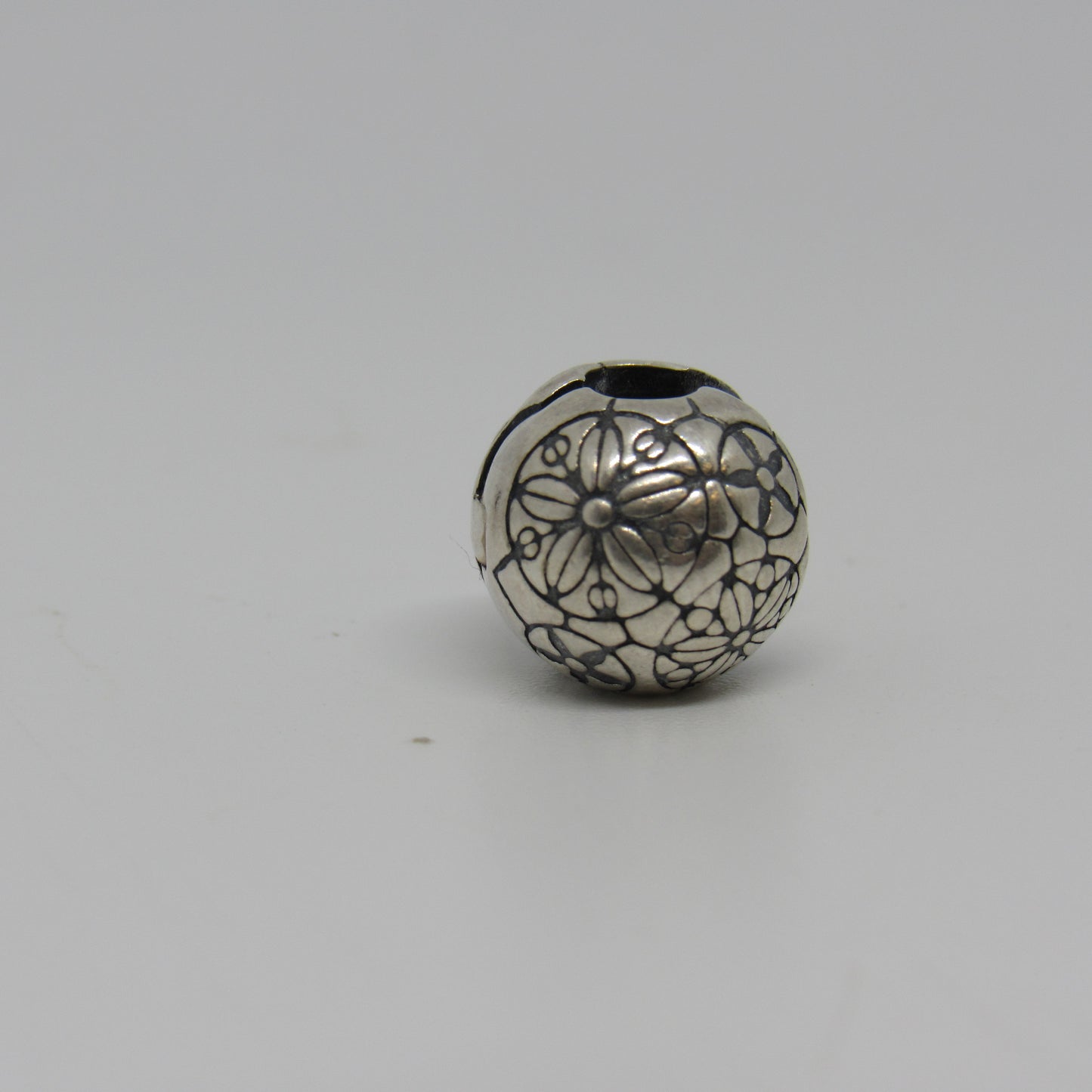 Pandora Sterling Silver Da Vinci Clip Charm Bead - #791010