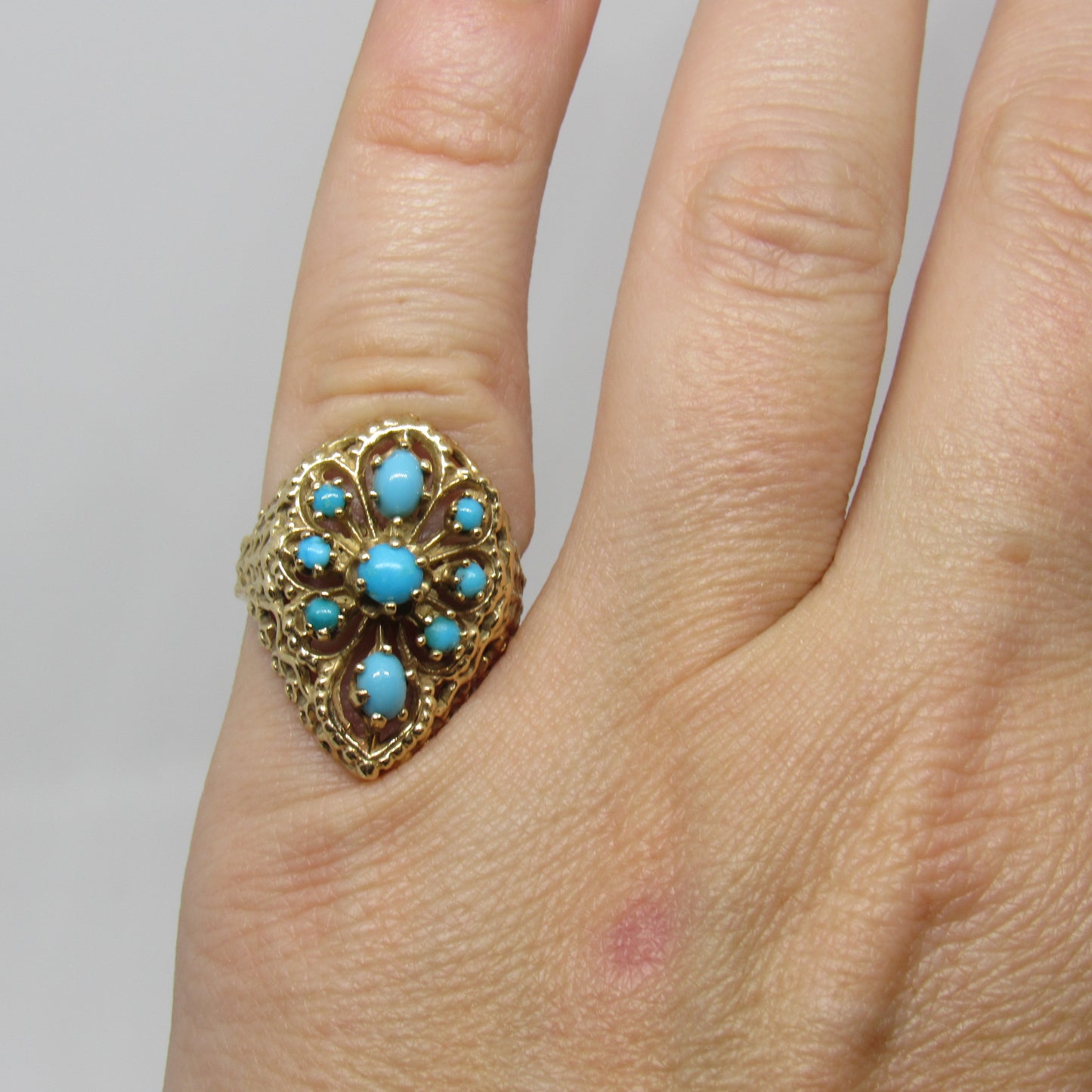 Vintage 14k Yellow Gold Turquoise Domed Openwork Statement Ring - Sz 4.75