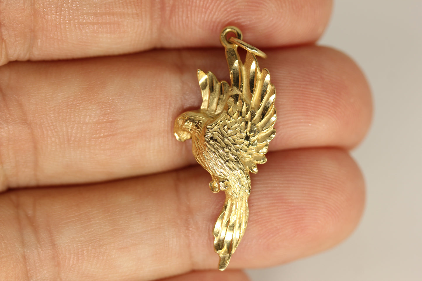 14k Yellow Gold Bird Parrot Pendant Charm