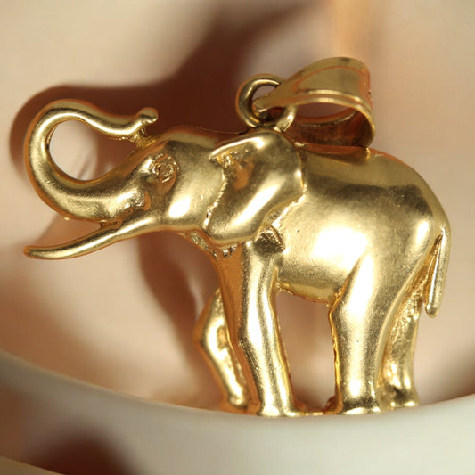 14k Yellow Gold Elephant Pendant Charm ~1" 2.1 gr