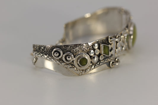 Vintage Victor Yurivilca Green Stone Bracelet ~6 in 23.2 grams