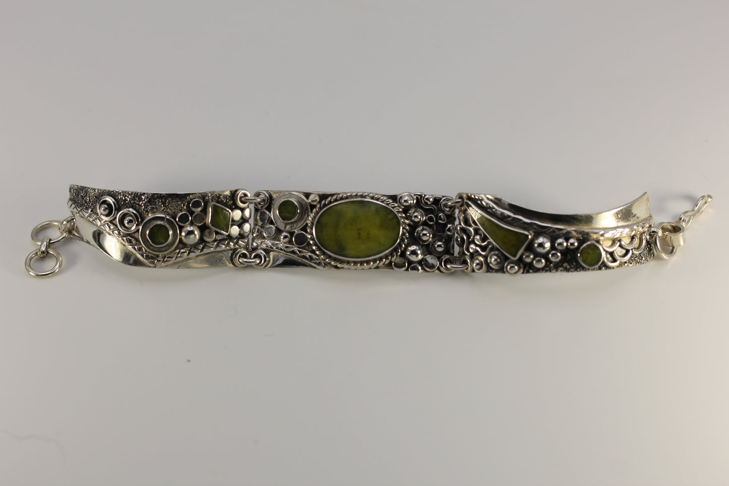 Vintage Victor Yurivilca Green Stone Bracelet ~6 in 23.2 grams