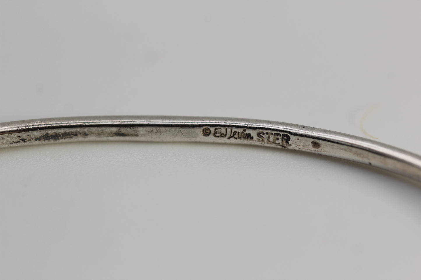 Vintage Ed Levin Sterling Silver 925 Tapered Oval Bangle Bracelet - ~7 inch 8.3 g