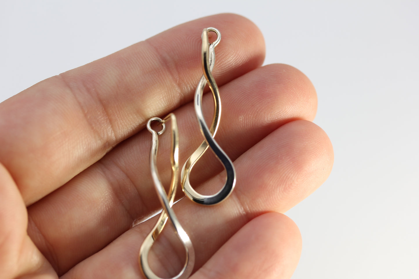 Vintage Ed Levin Sterling Silver 925 & 14k Yellow Gold Endless Braid Pierced Earrings 1.5 in