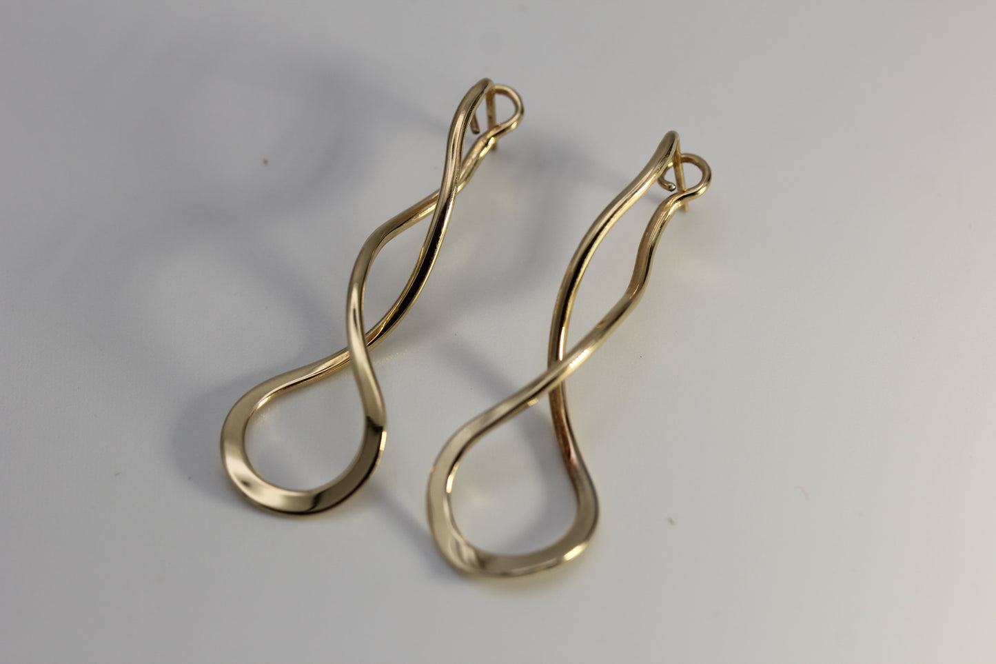 Vintage Ed Levin Sterling Silver 925 & 14k Yellow Gold Endless Braid Pierced Earrings 1-7/8 in