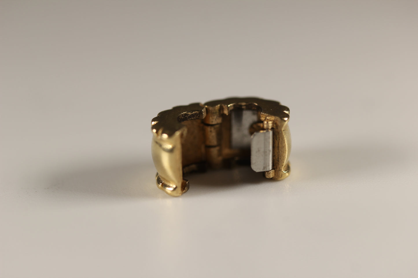 Pandora 14k Gold Whisper Beveled Clip Charm Retired - #750256