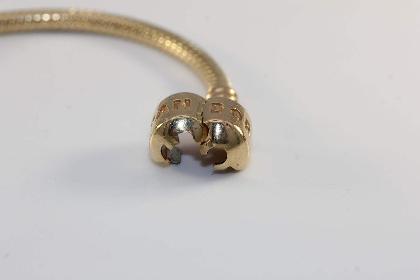 Pandora Moments 14k Yellow Gold Snake Chain Bracelet Barrel Clasp 7.5in (19cm)
