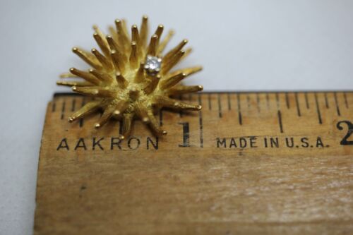 18K Gold and Diamond Sea Urchin Brooch Pin - Signed KI