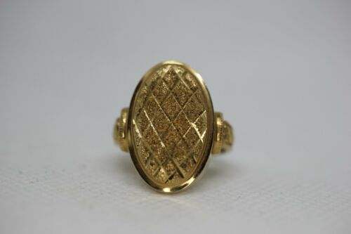 18k Yellow Gold ZRW Beautiful Signet Basket Weave Design Diamond Cut Ring - Sz ~6