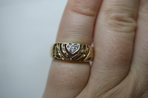 14K Yellow Gold Diamond Chip Heart Open Band Ring - Sz 5.25
