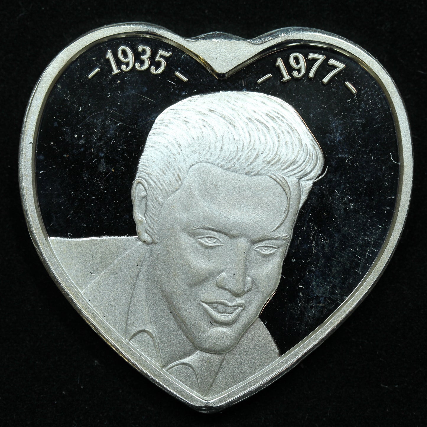 Elvis Presley Heart Shaped 1 Oz .999 Fine Silver Round