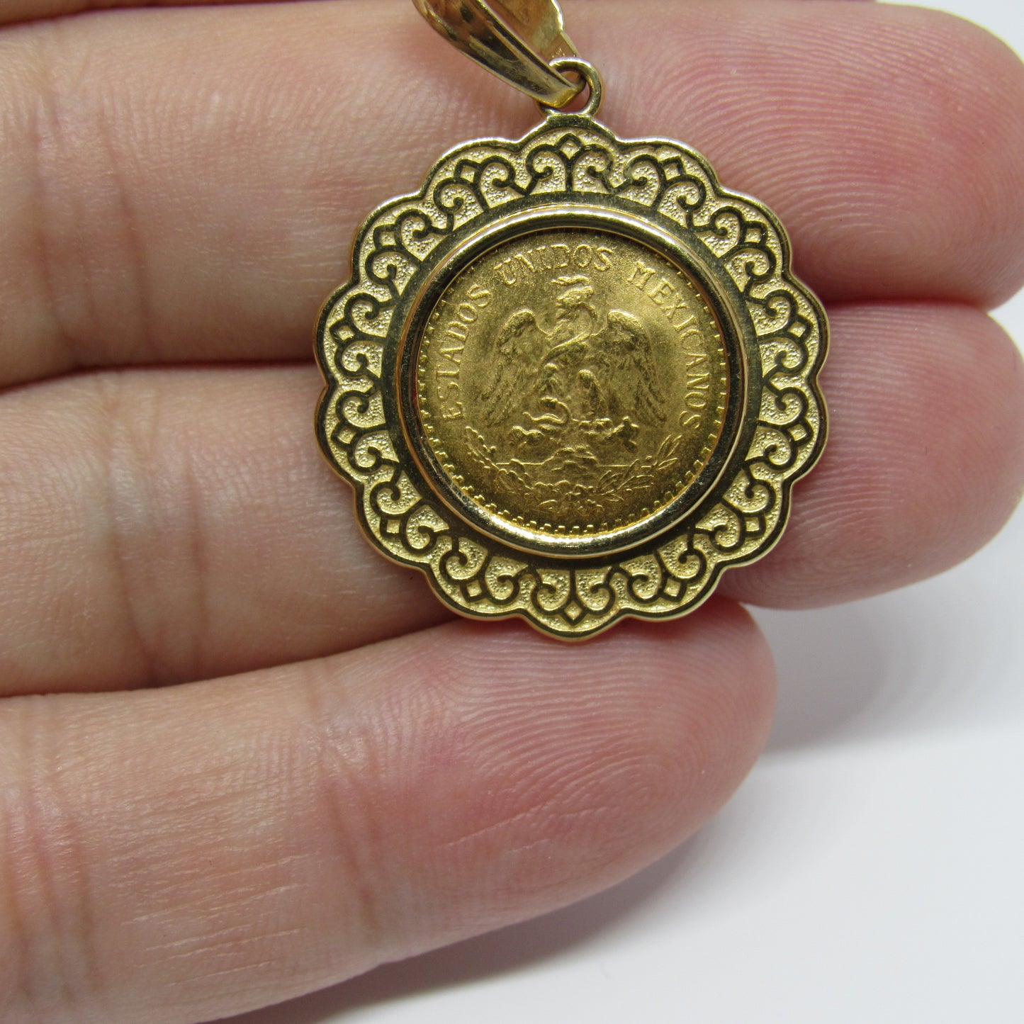 14k Yellow Gold 2.5 Pesos Dos Y Medio Pesos Mexico Gold Coin Charm Pendant