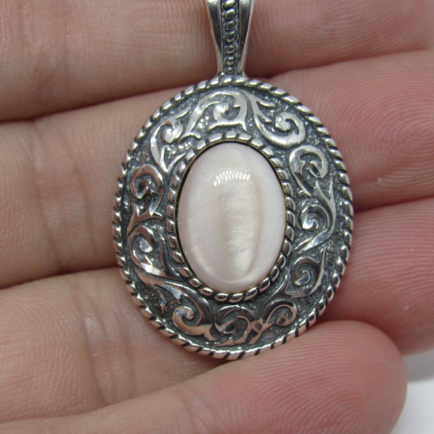 Carolyn Pollack Relios Sterling Silver Oval Mother of Pearl Pendant