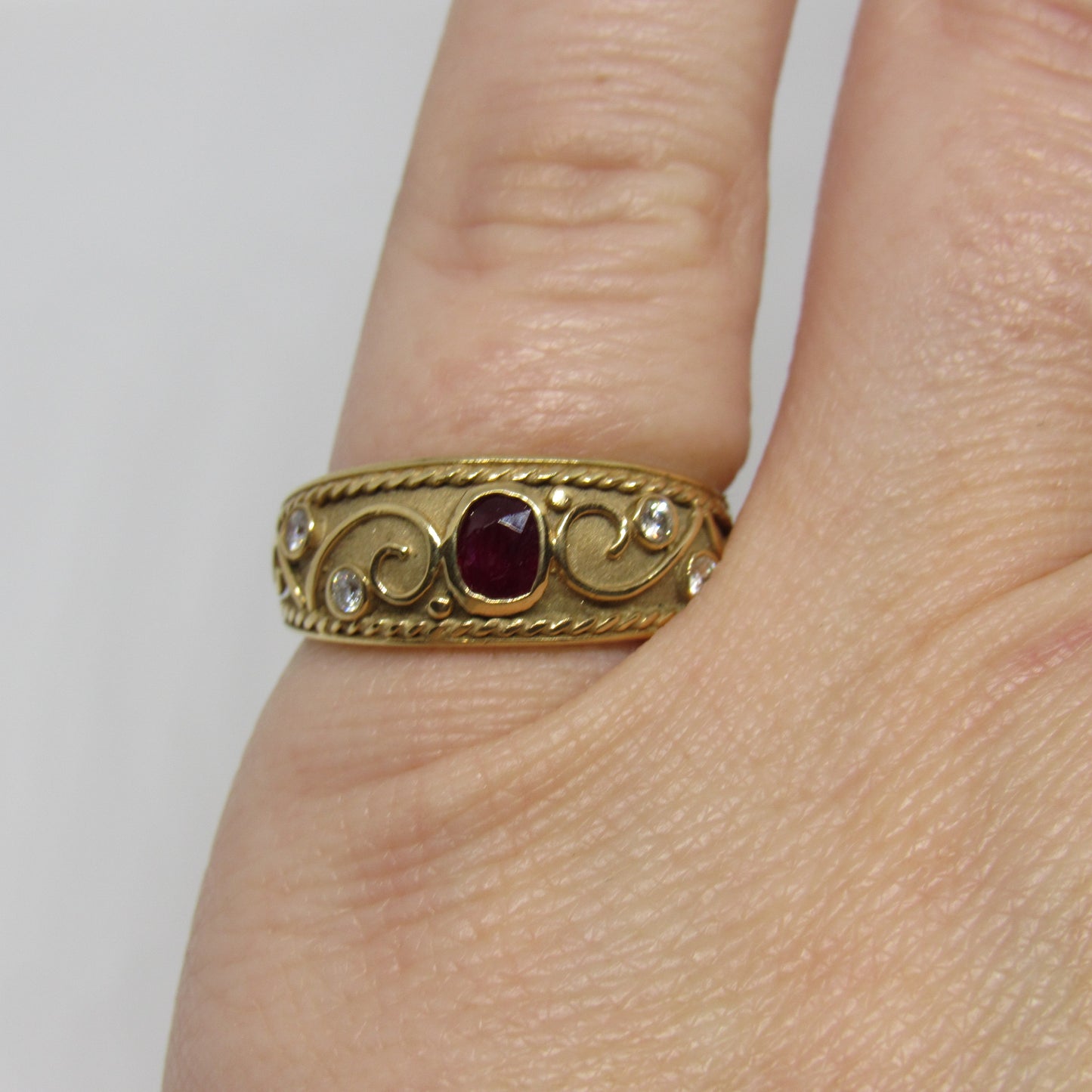 14k Yellow Gold .39 ct Ruby & .1 cttw Diamond Accent Ring Band - Sz 7