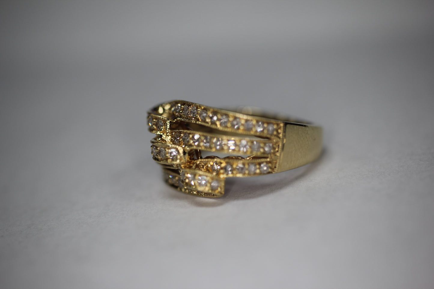 14k Yellow Gold Square Style ~.3 cttw Diamond Scroll Wave Ring Band - Sz 6.5